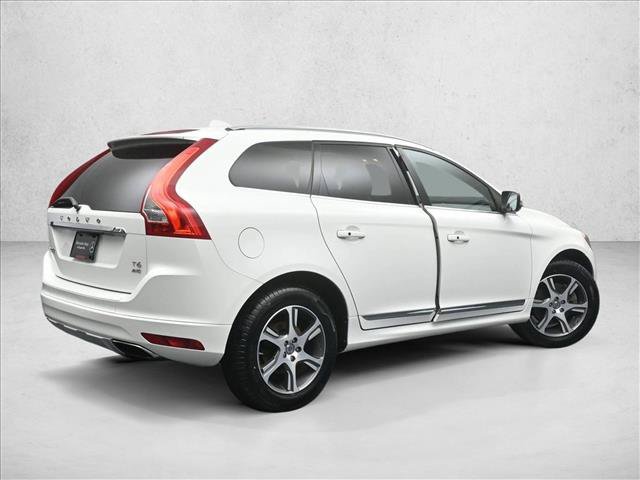 Used 2015 Volvo XC60 T6 AWD/4WD image 2
