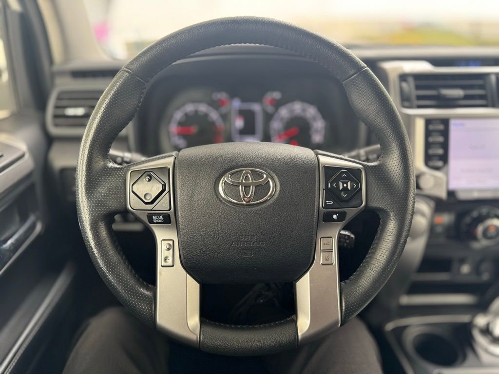 Used 2024 Toyota 4Runner SR5 AWD/4WD image 6
