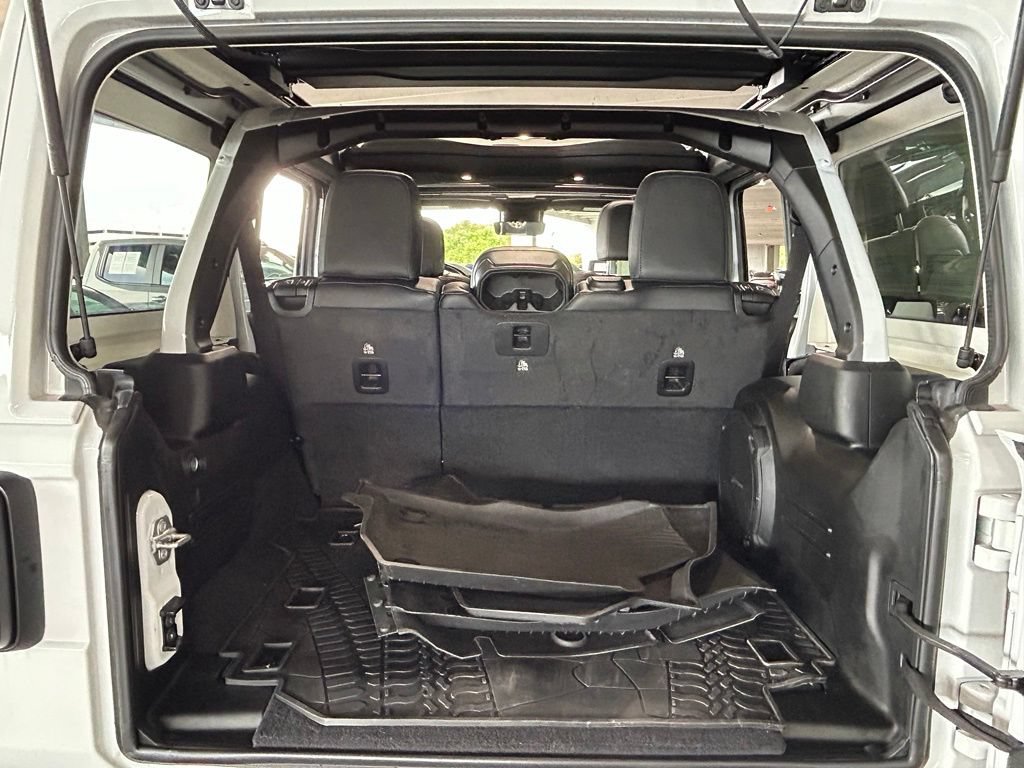 Used 2024 Jeep Wrangler Unlimited Rubicon 392 AWD/4WD image 47
