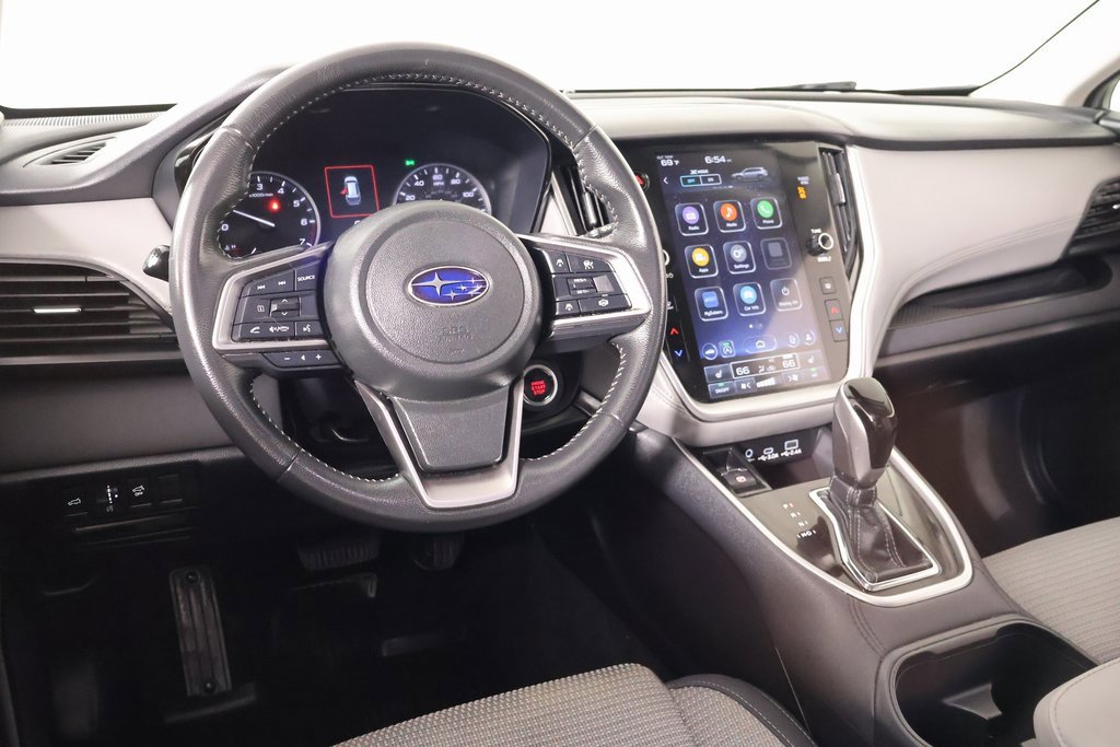 Used 2023 Subaru Outback Premium image 2