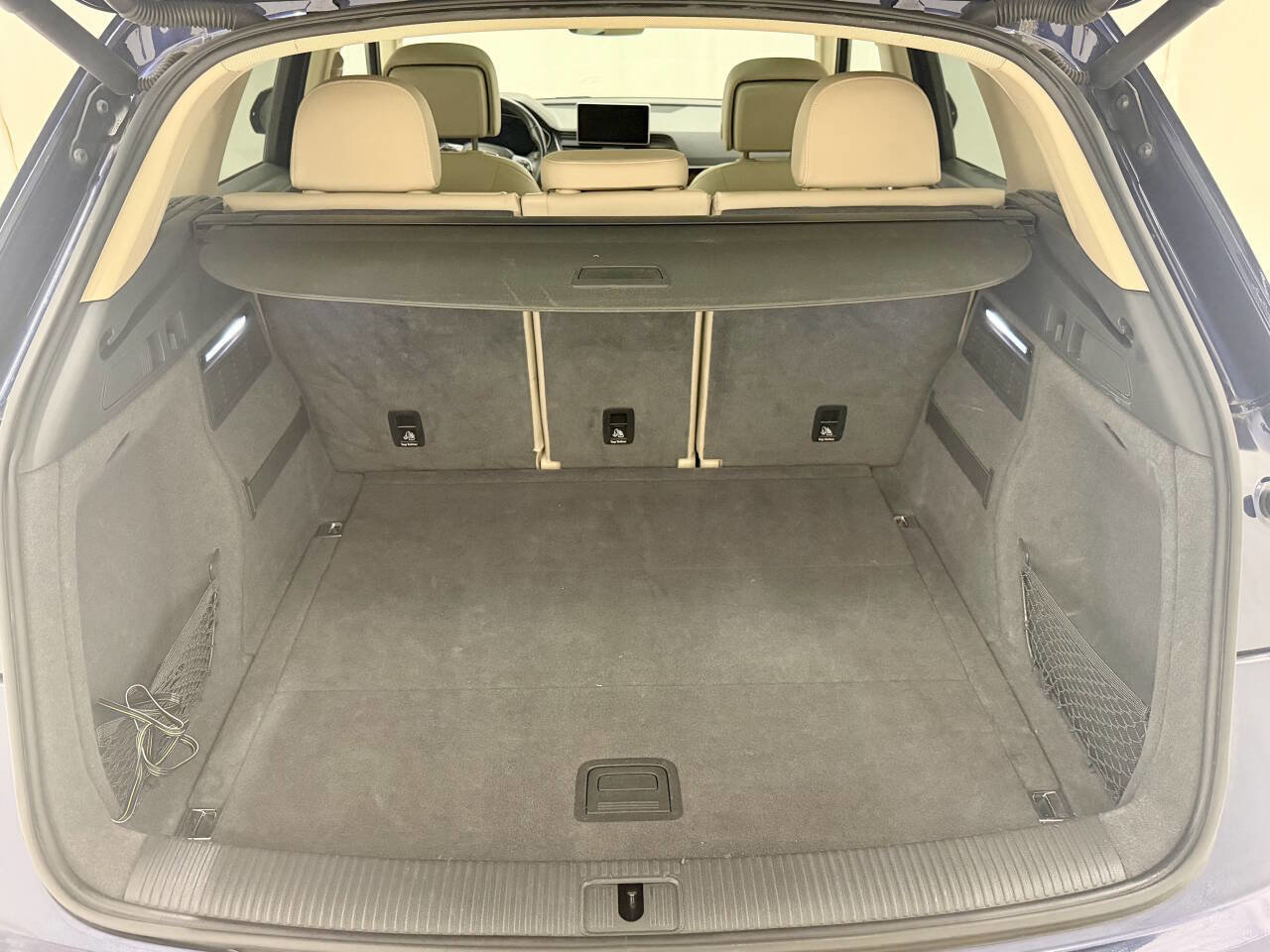 Used 2018 Audi Q5 2.0T Premium Plus w/ Premium Plus Package image 11