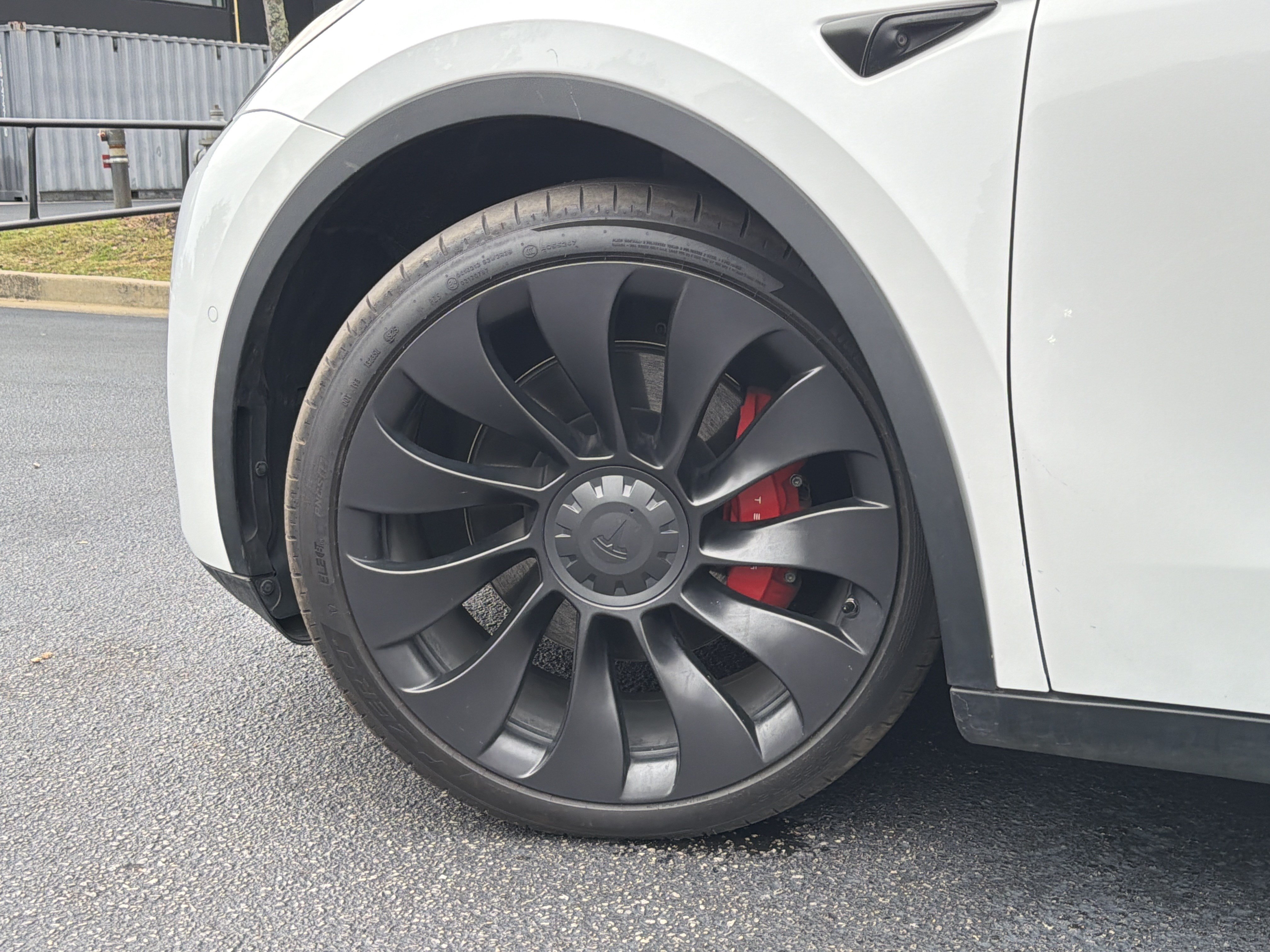 Used 2022 Tesla Model Y Performance AWD/4WD image 15