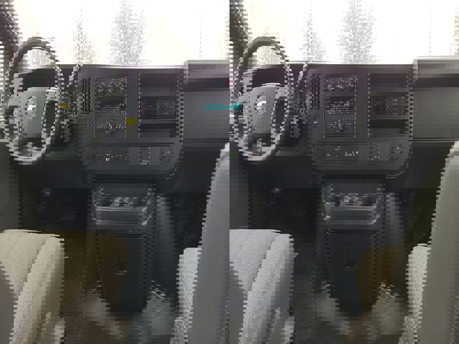 Used 2023 Chevrolet Express 3500 LS image 18