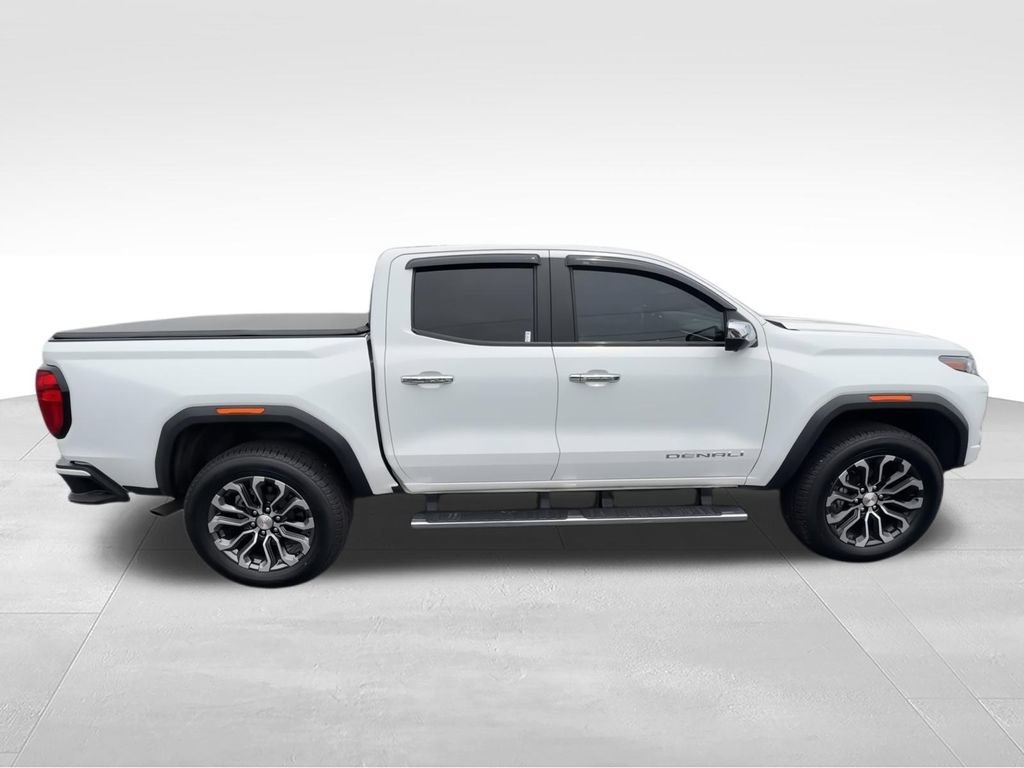 Used 2024 GMC Canyon Denali AWD/4WD image 9