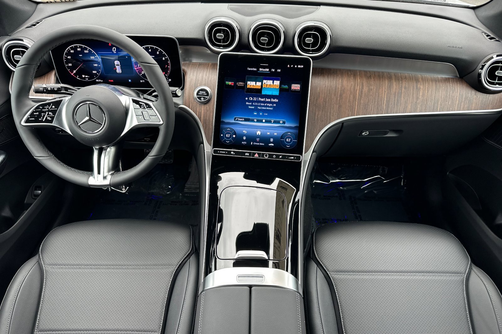 New 2026 Mercedes-Benz GLC 300 4MATIC image 13