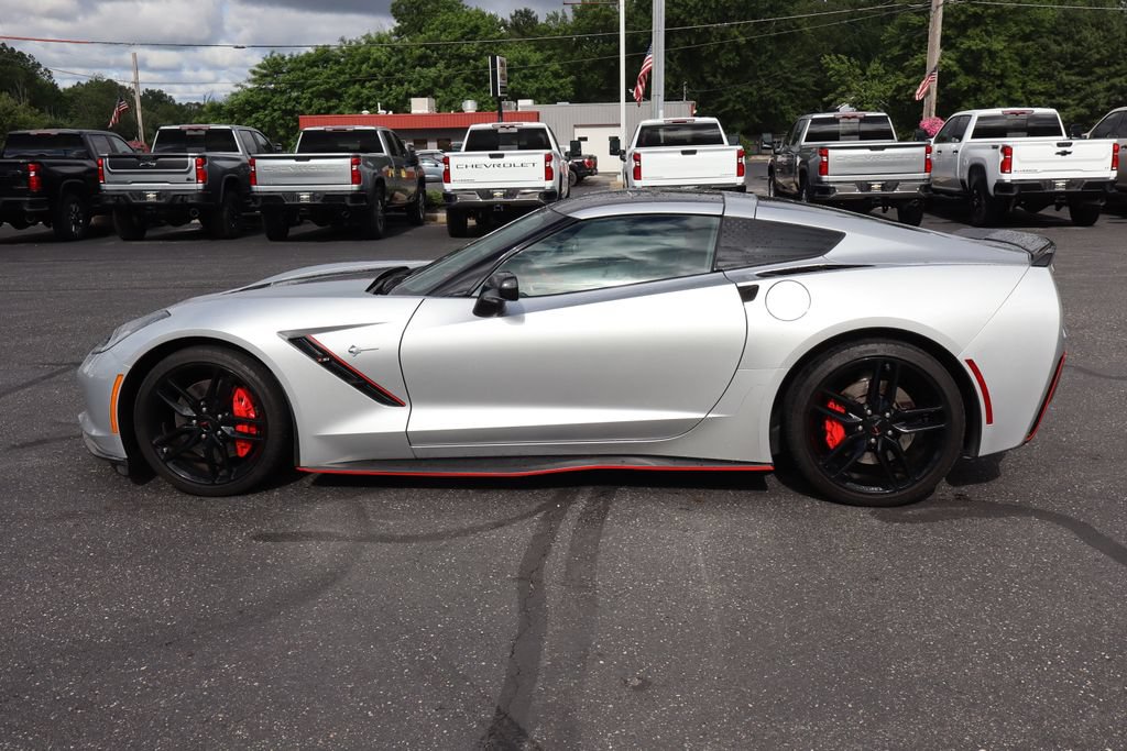 Used 2016 Chevrolet Corvette Stingray Coupe w/ 3LT Preferred Equipment Group RWD image 26