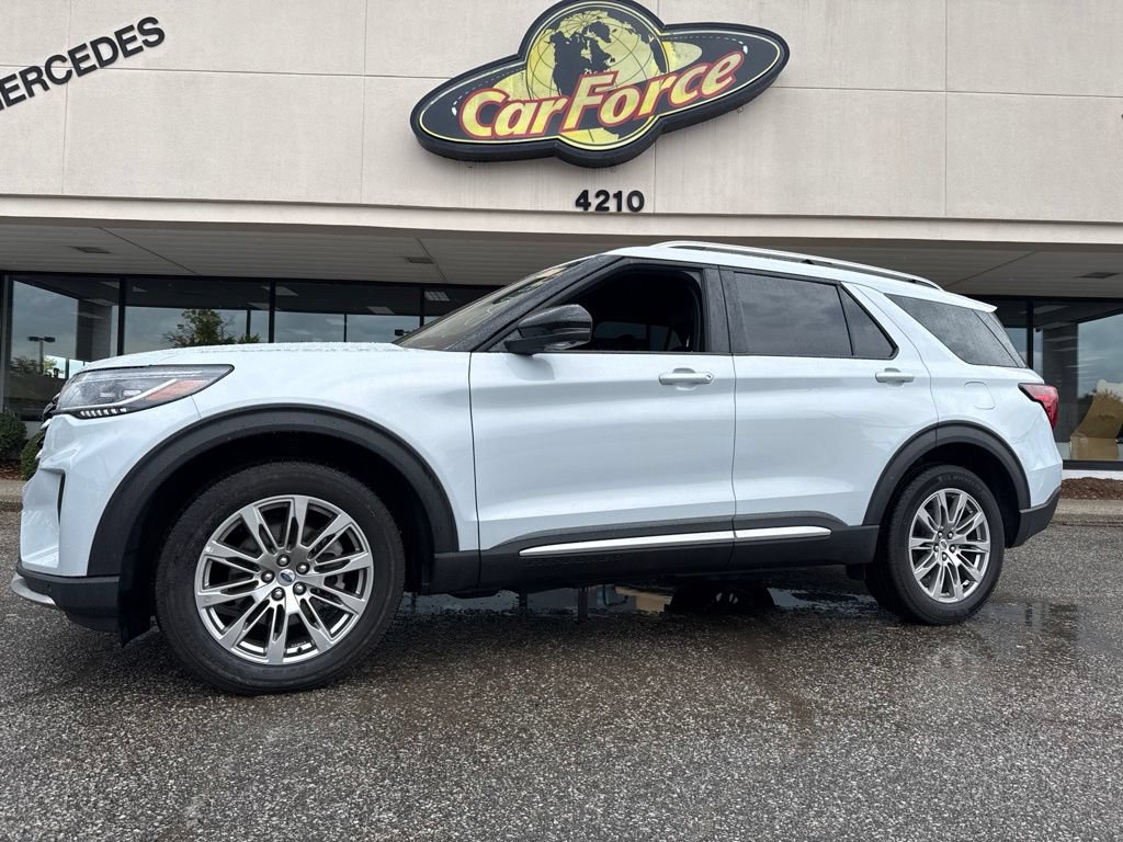 Used 2026 Ford Explorer Platinum AWD/4WD image 7