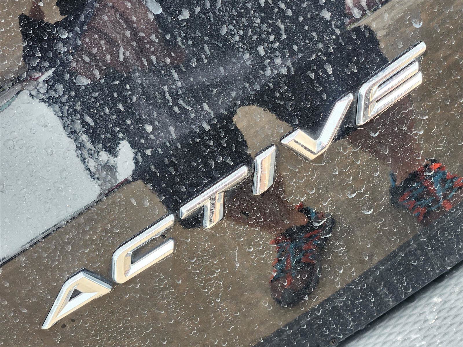 Used 2025 Ford Escape Active FWD image 9