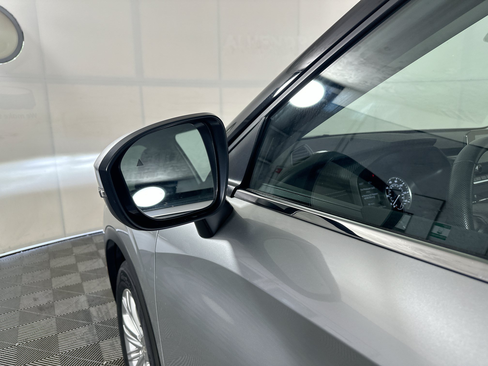 Used 2024 Mitsubishi Outlander ES AWD/4WD image 10