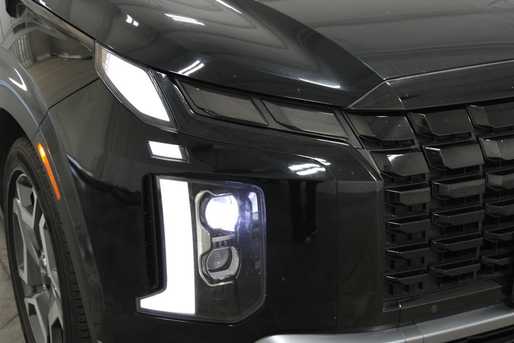 Used 2024 Hyundai Palisade SEL w/ Premium Package FWD image 12
