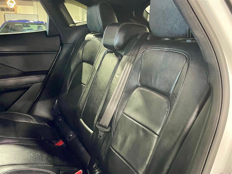 Used 2020 Jaguar E-PACE R-Dynamic S image 19