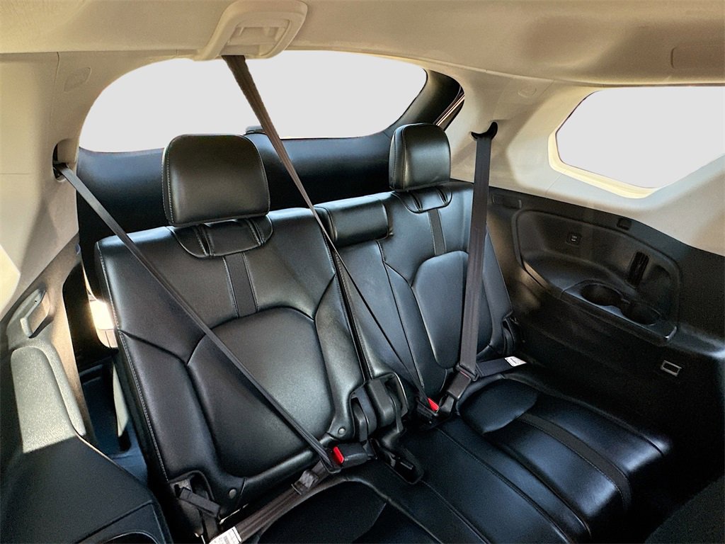 Used 2025 Honda Pilot EX-L image 26