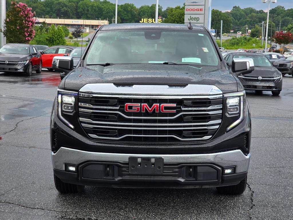 Used 2025 GMC Sierra 1500 SLT AWD/4WD image 22