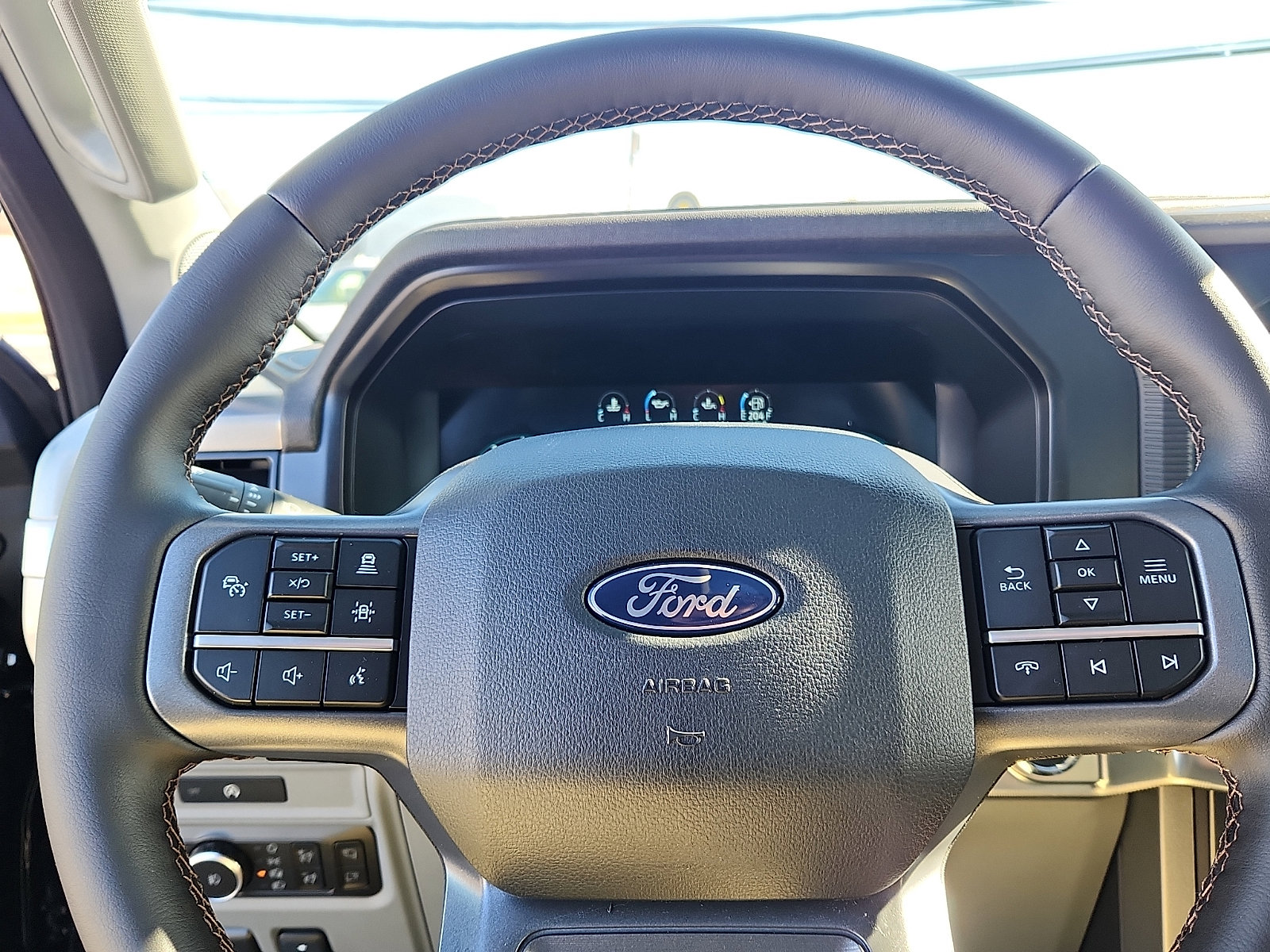 New 2025 Ford F150 Lariat w/ Equipment Group 502A High image 15