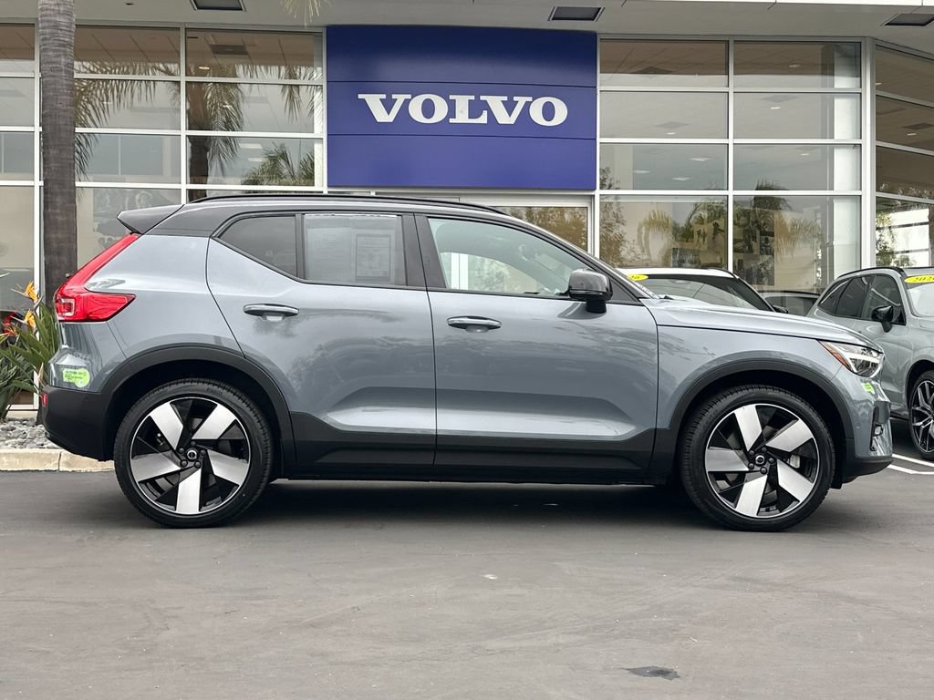 Certified 2023 Volvo XC40 Recharge Ultimate AWD/4WD image 6