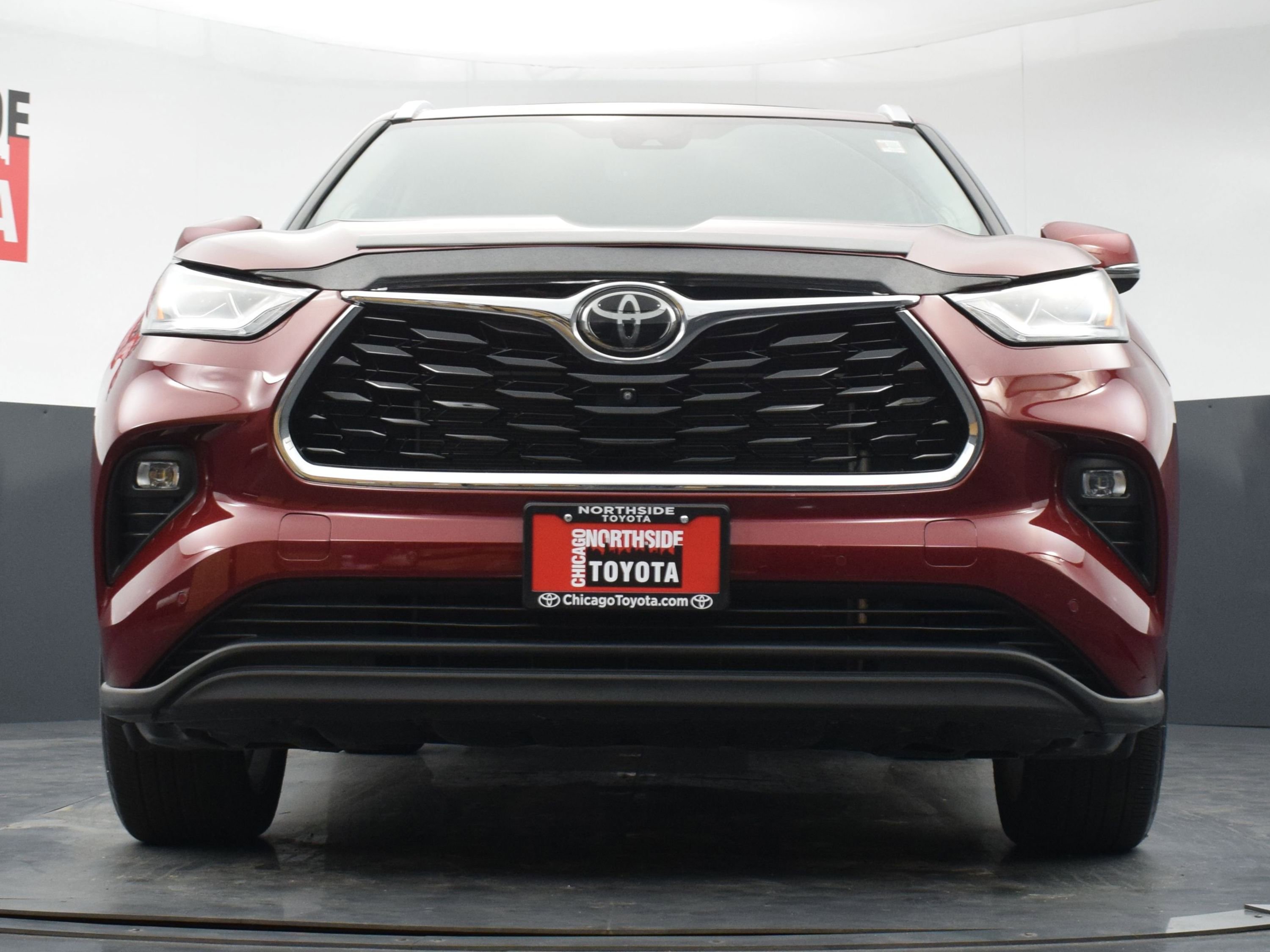 Used 2023 Toyota Highlander Limited AWD/4WD image 38