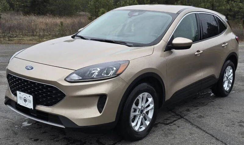 Used 2020 Ford Escape SE