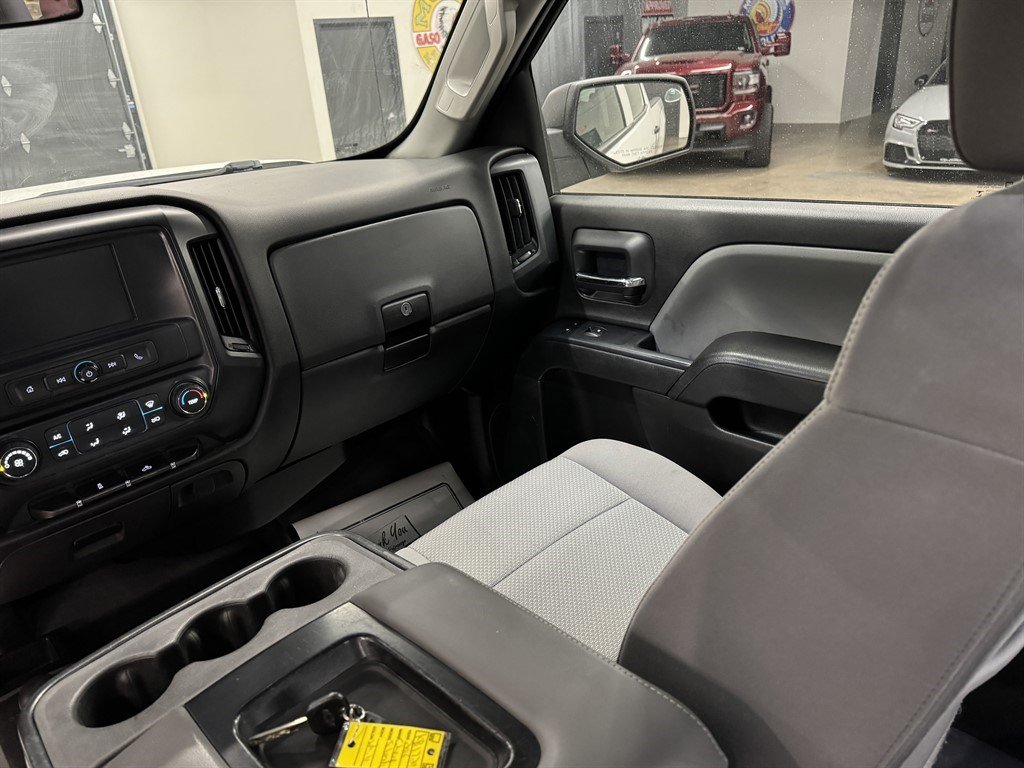 Used 2016 Chevrolet Silverado 2500 W/T AWD/4WD image 26