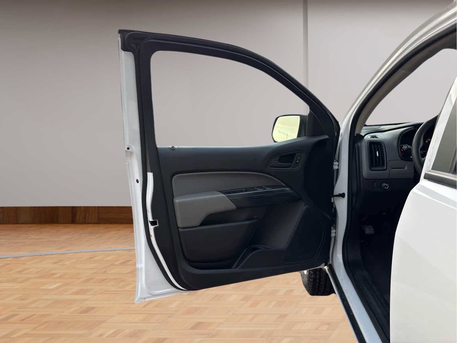 Used 2022 Chevrolet Colorado W/T w/ WT Convenience Package image 9