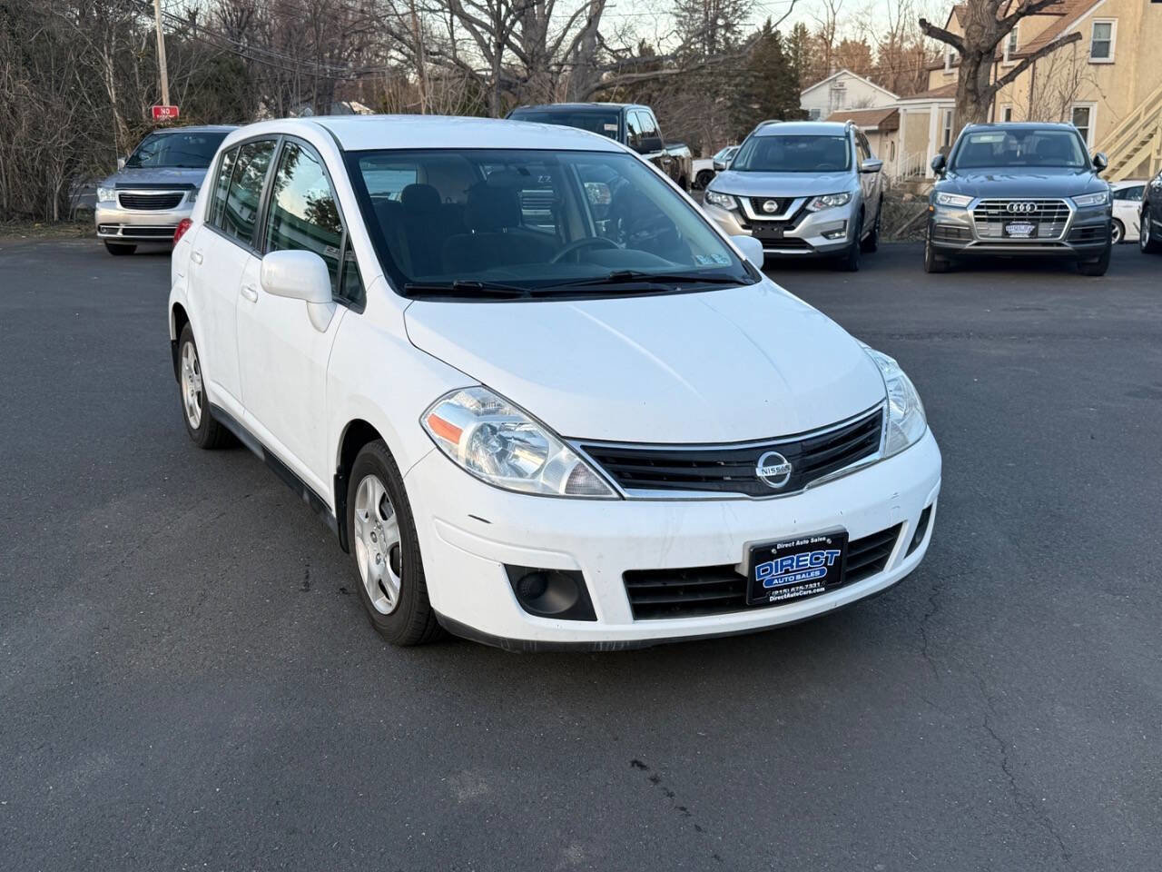 Used 2010 Nissan Versa 1.8 S w/ PWR Plus Pkg image 2