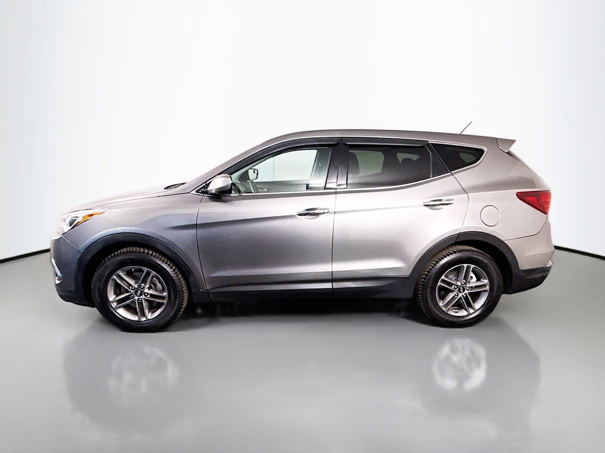 Used 2018 Hyundai Santa Fe Sport image 6