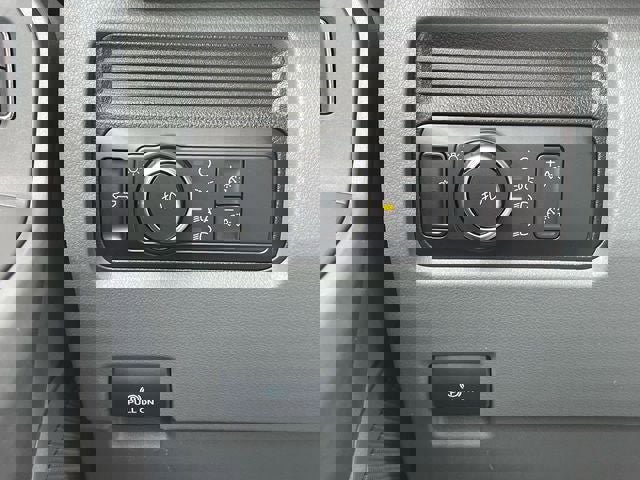 Used 2024 Ford F250 XLT image 19