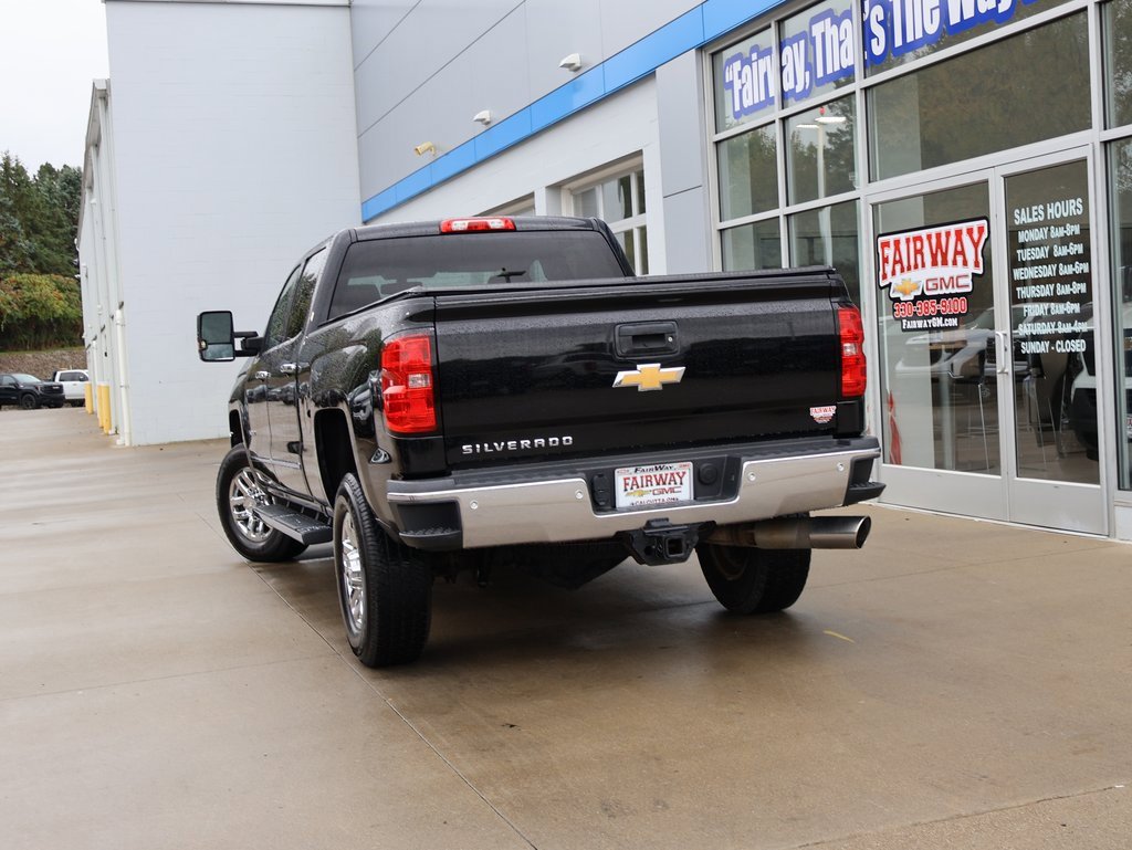 Used 2016 Chevrolet Silverado 3500 LTZ image 39
