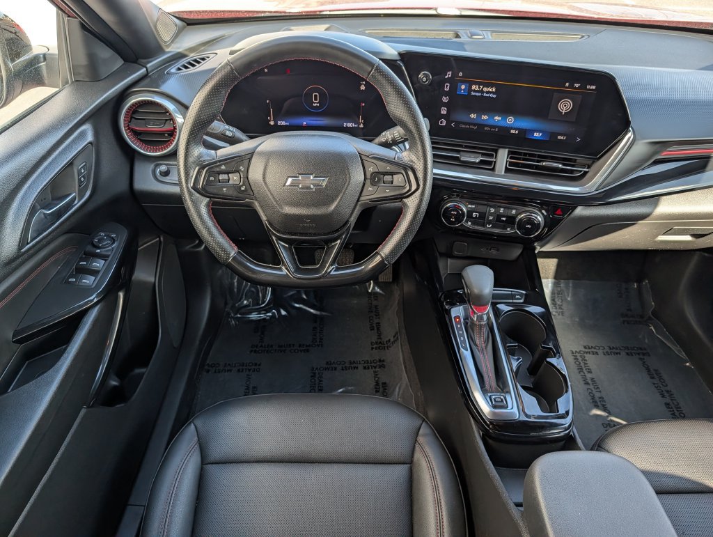 Used 2024 Chevrolet Trax RS w/ Driver Confidence Package FWD image 16