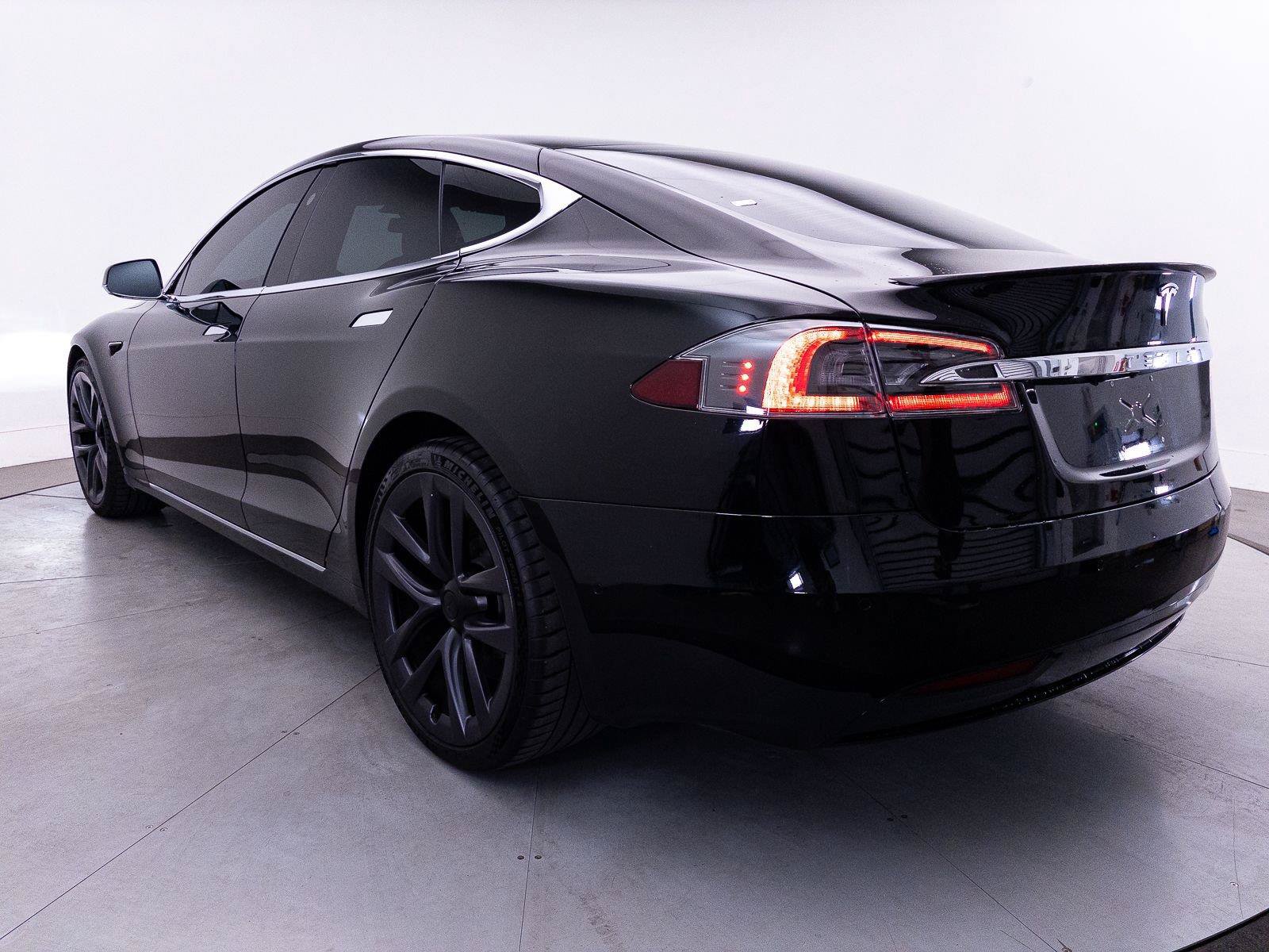 Used 2021 Tesla Model S Performance AWD/4WD image 13