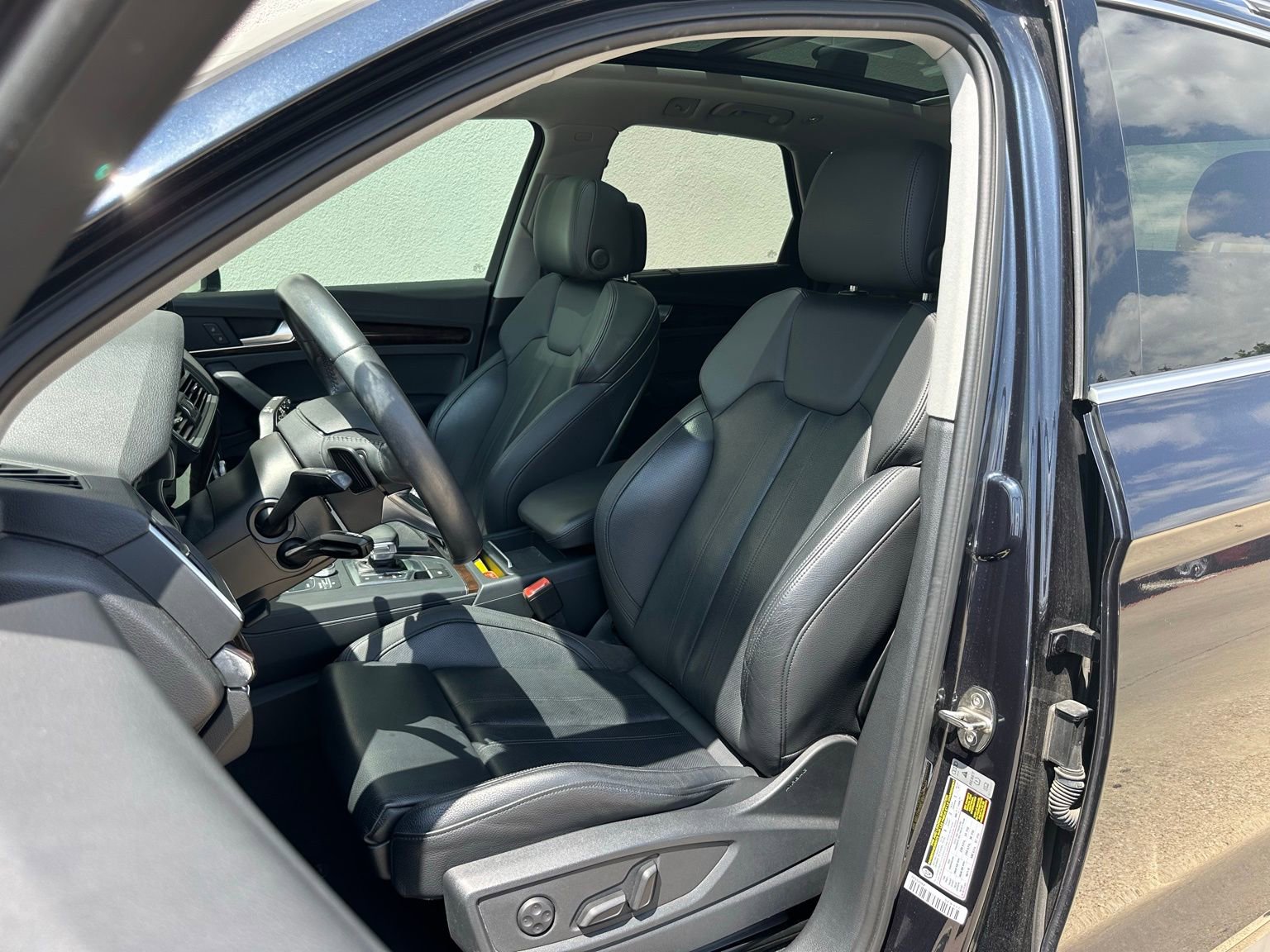 Used 2018 Audi Q5 2.0T Premium Plus w/ Premium Plus Package AWD/4WD image 10