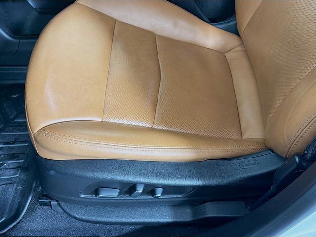 Used 2020 Cadillac XT5 Premium Luxury AWD/4WD image 23