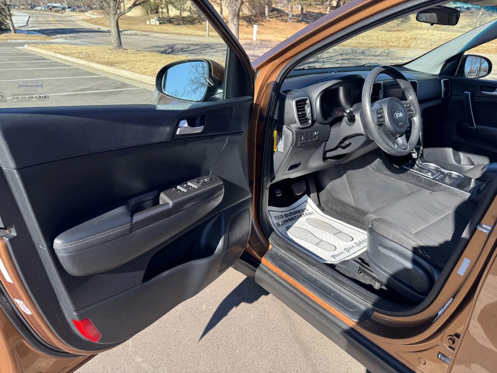 Used 2017 Kia Sportage LX AWD/4WD image 6