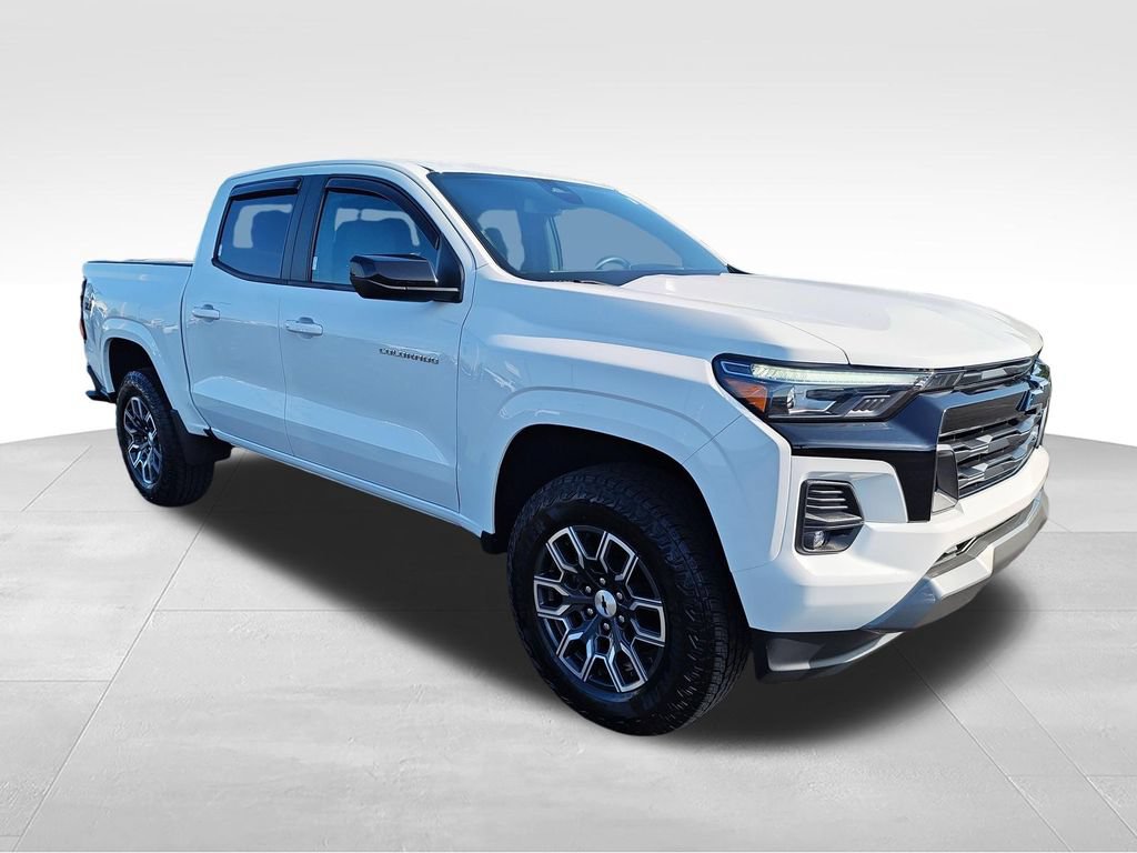 Used 2023 Chevrolet Colorado Z71 w/ Z71 Convenience Package 2 AWD/4WD image 7