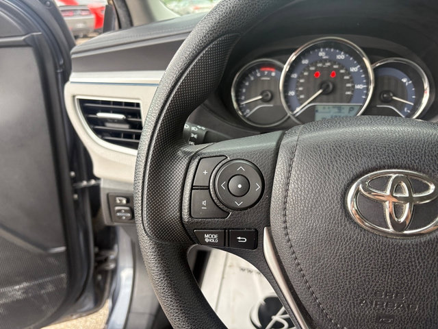 Used 2016 Toyota Corolla LE FWD image 22