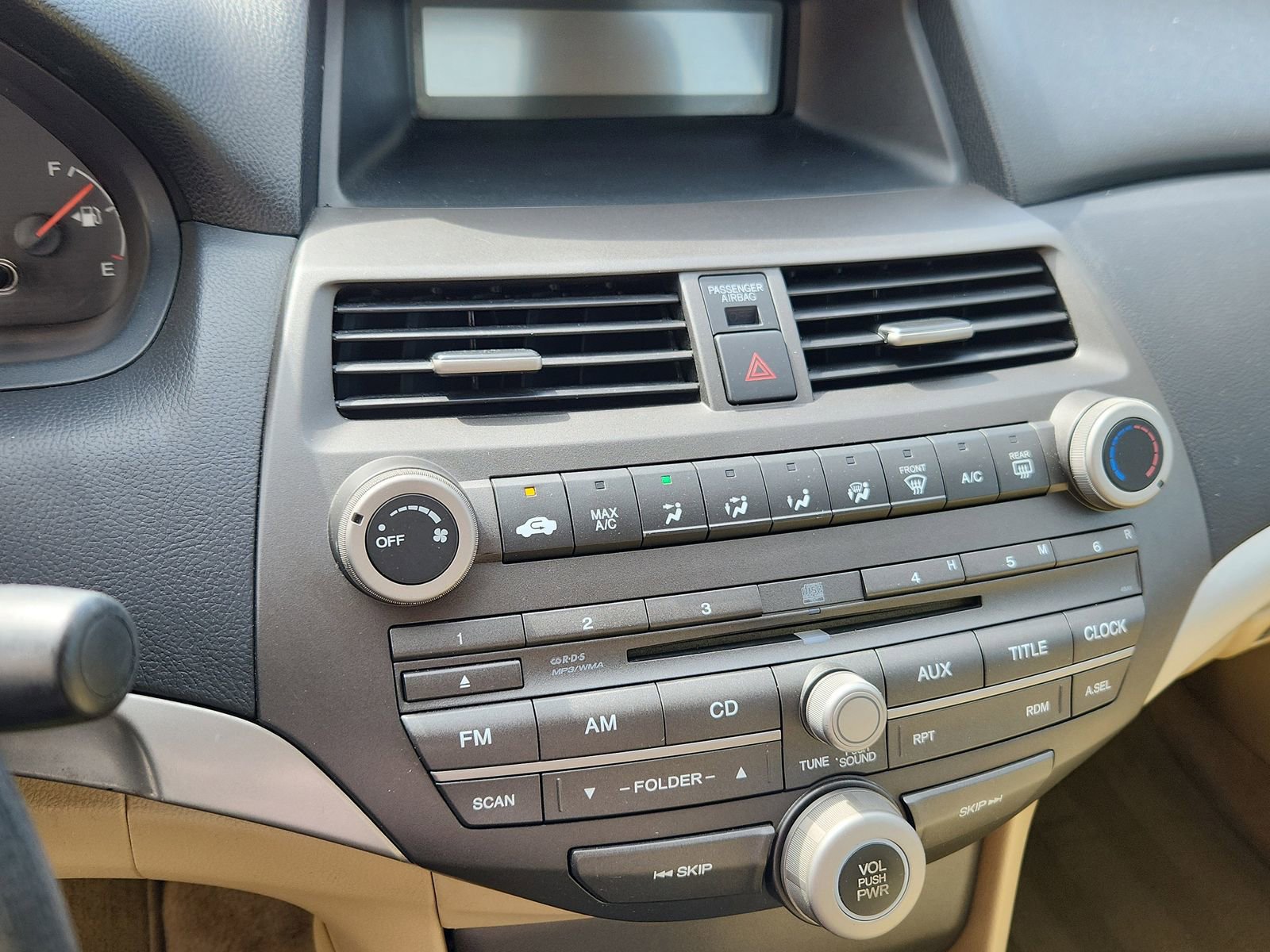 Used 2011 Honda Accord LX image 22