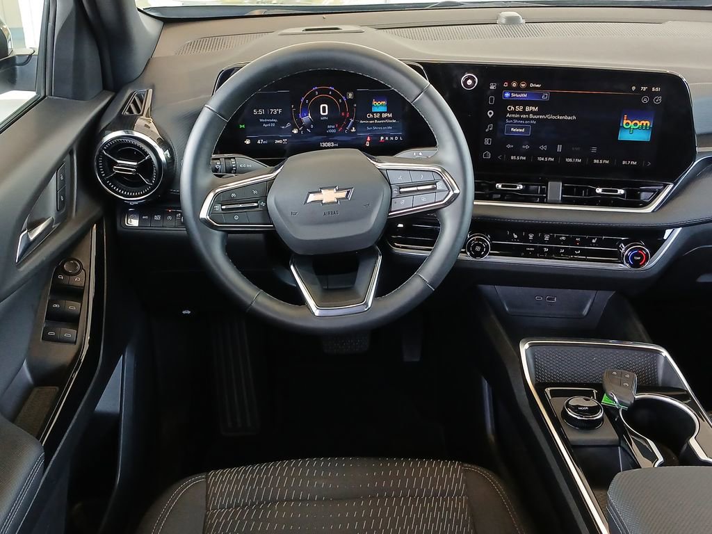 Used 2026 Chevrolet Equinox LT AWD/4WD image 12