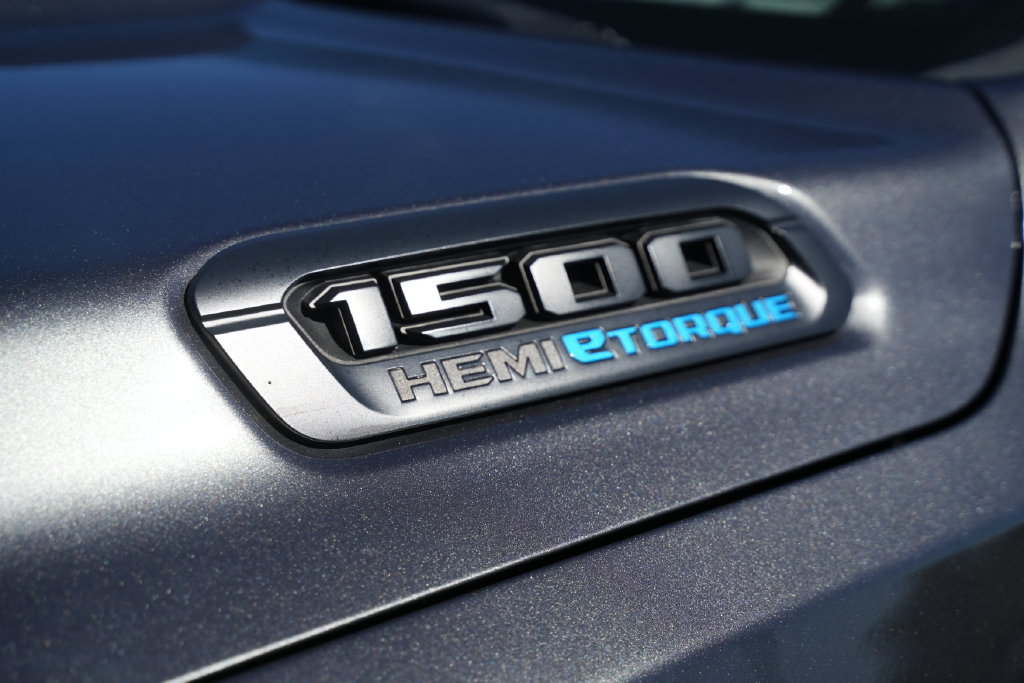 Used 2022 RAM 1500 Big Horn AWD/4WD image 40
