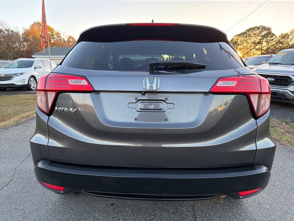 Used 2018 Honda HR-V LX image 9