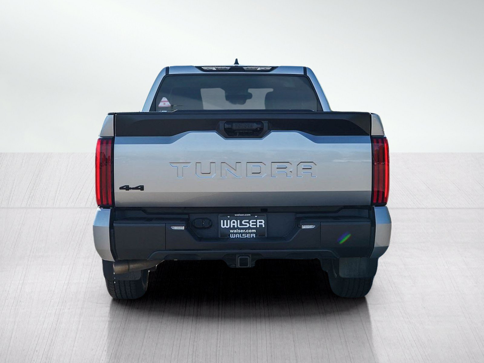 Used 2024 Toyota Tundra SR5 w/ SR5 Premium Package AWD/4WD image 4