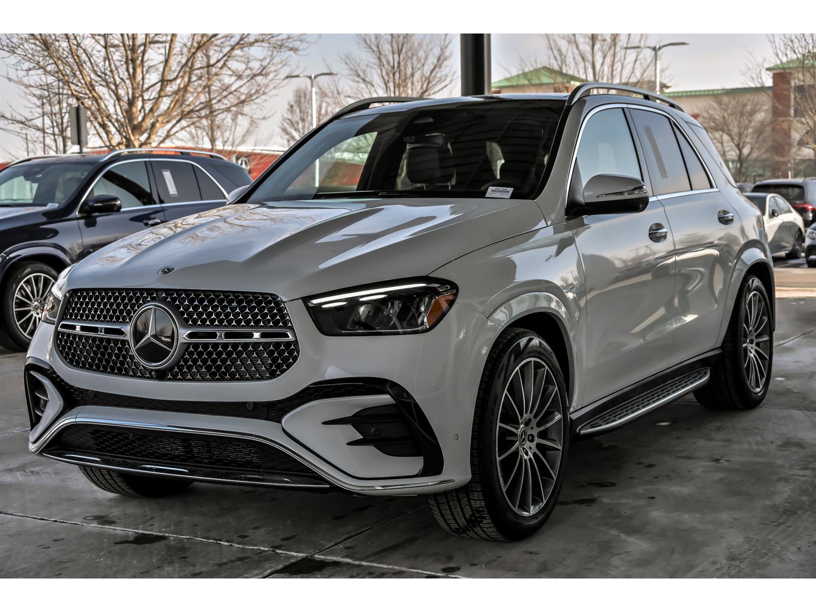 Used 2026 Mercedes-Benz GLE 450 4MATIC image 3