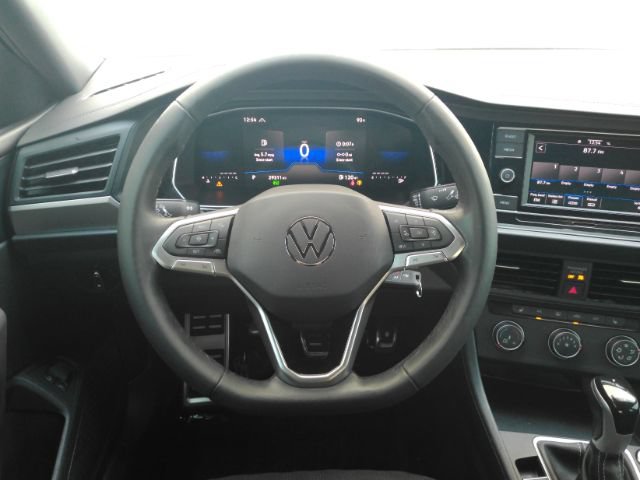 Used 2024 Volkswagen Jetta Sport FWD image 27
