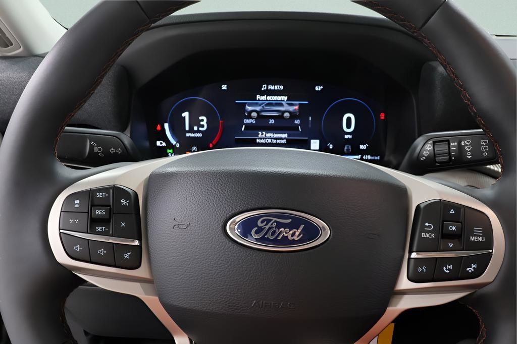 New 2026 Ford Explorer Active w/ Active Comfort Package image 13