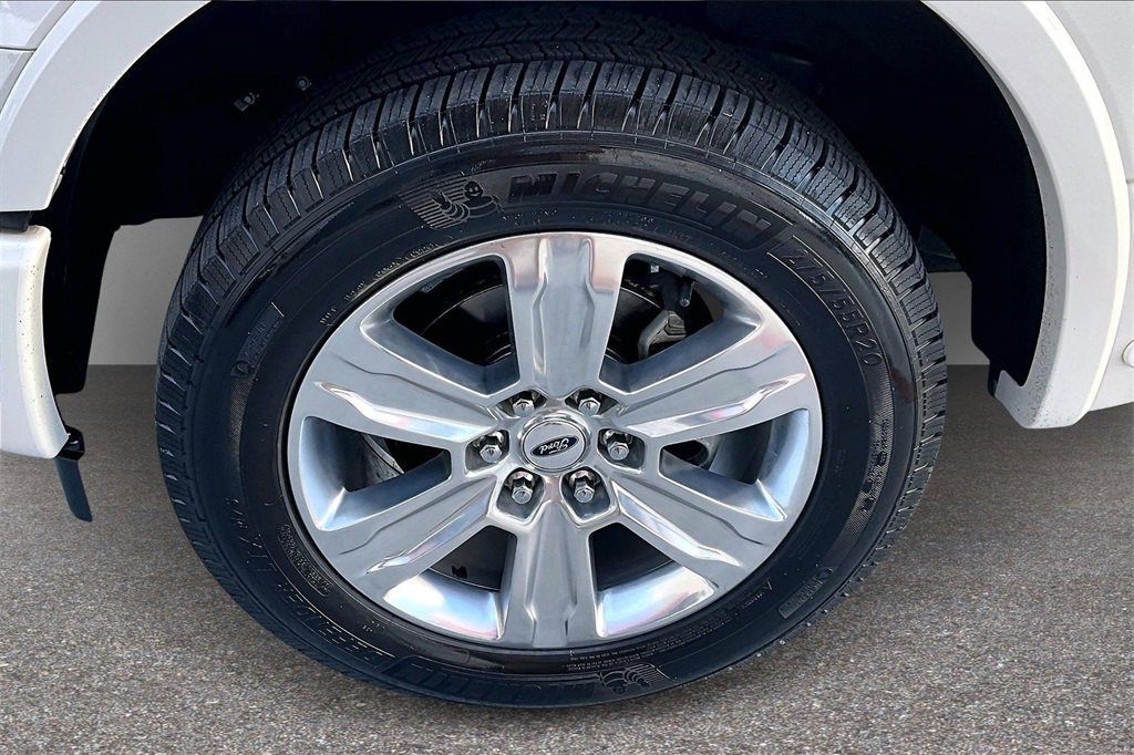 Used 2017 Ford F150 Platinum w/ Equipment Group 701A Luxury image 33