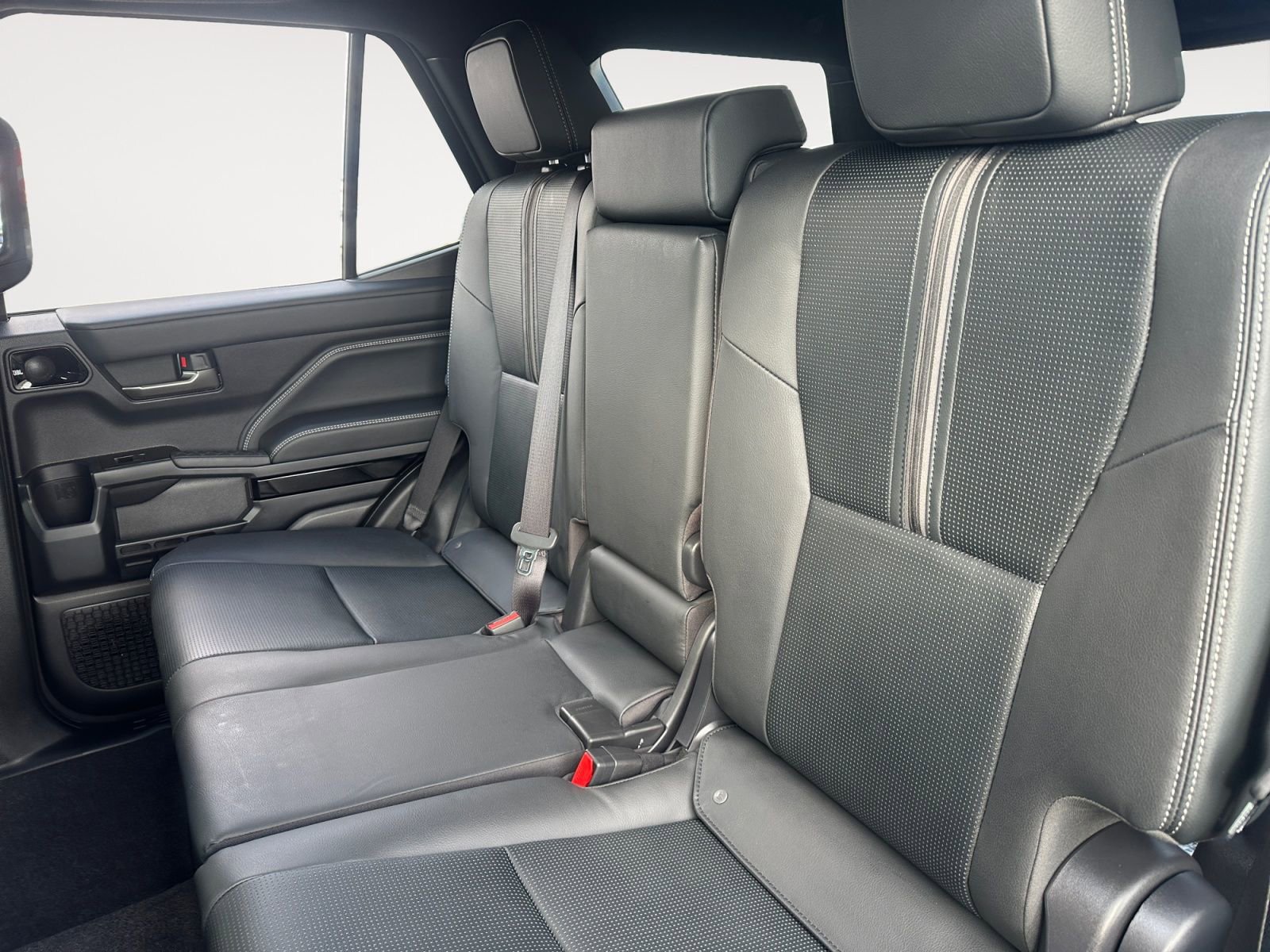 New 2026 Toyota 4Runner Limited AWD/4WD image 13