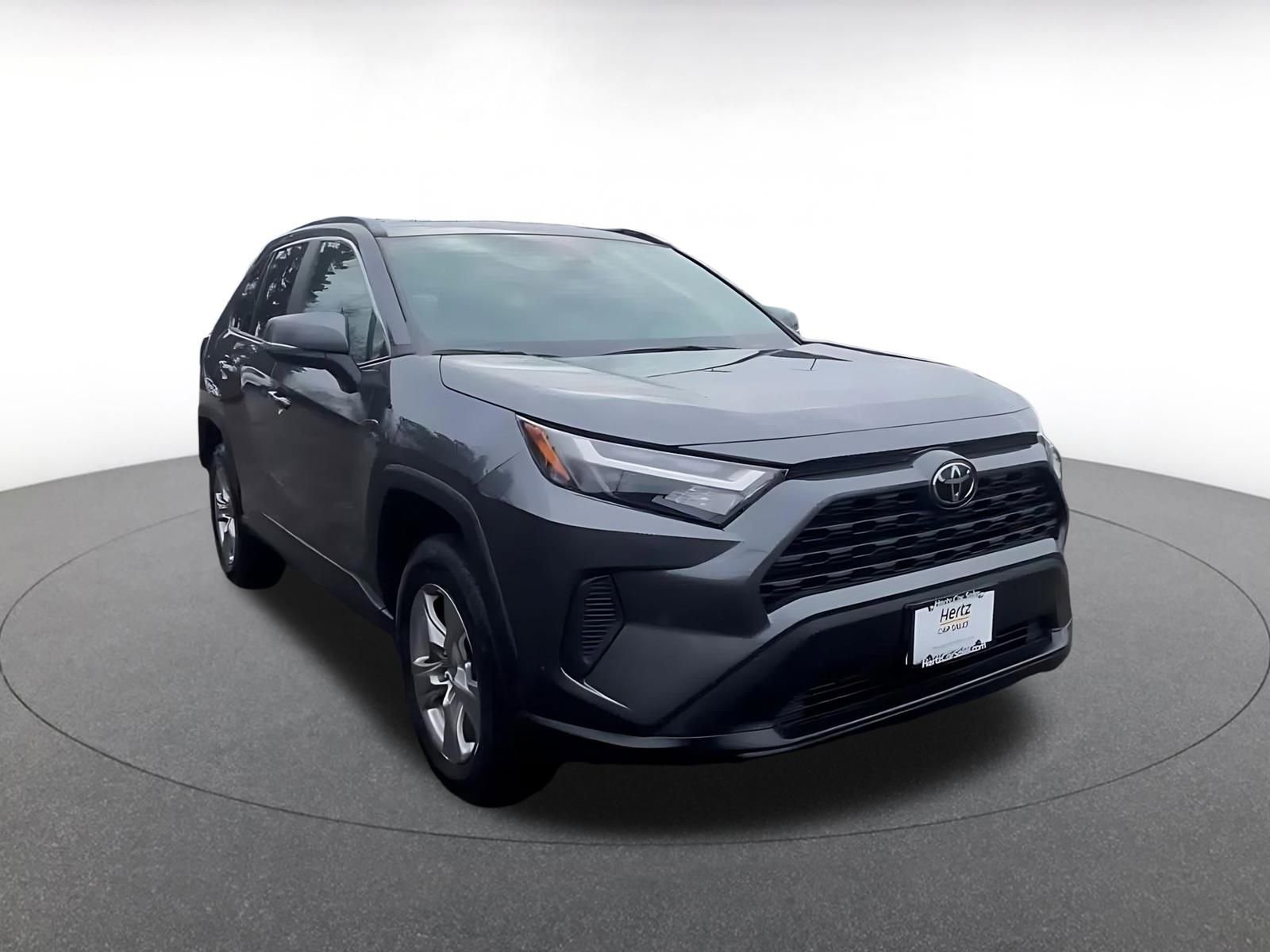 Used 2025 Toyota RAV4 XLE w/ Convenience Package image 3