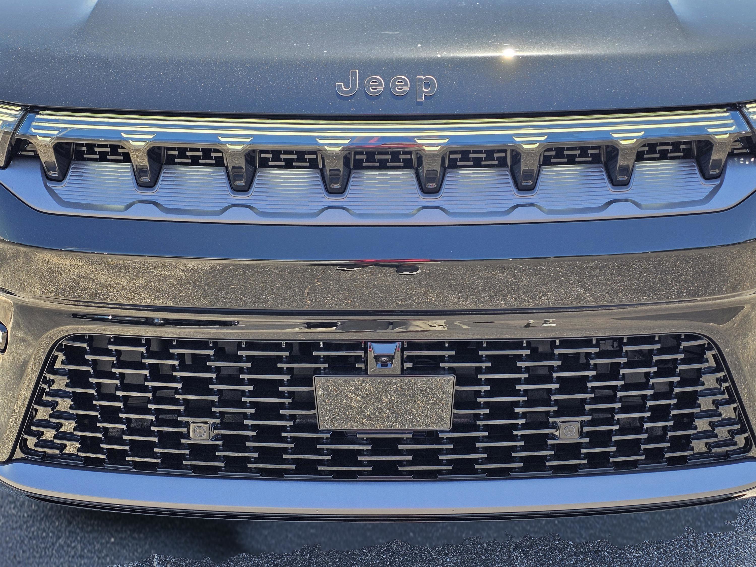 New 2026 Jeep Grand Wagoneer Limited AWD/4WD image 3