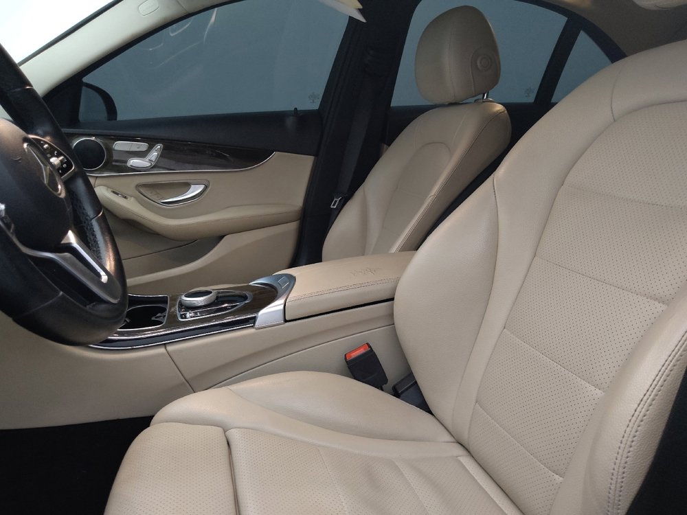 Used 2019 Mercedes-Benz C 300 Sedan image 17