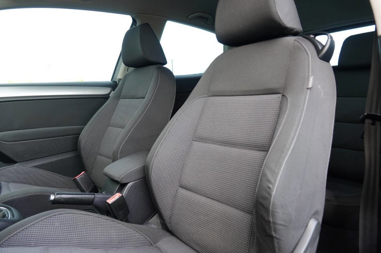 Used 2012 Volkswagen Golf TDI FWD image 62