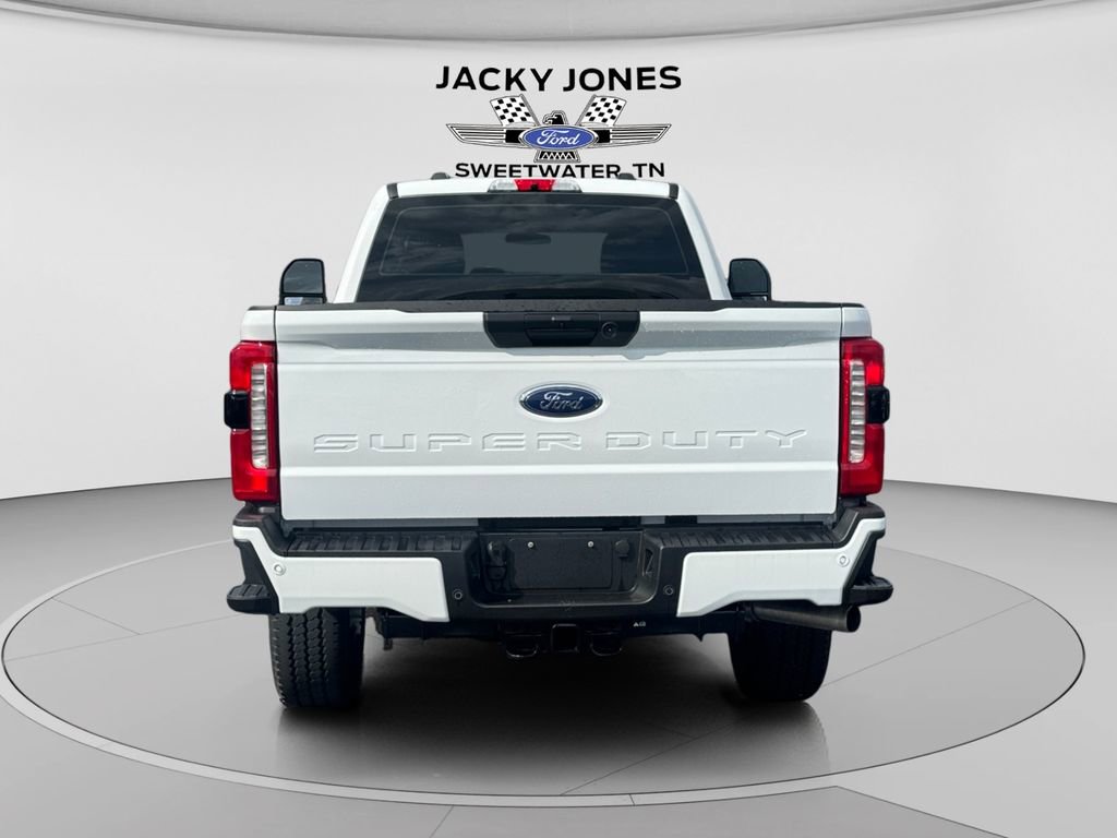 Used 2025 Ford F350 XL w/ STX Appearance Package AWD/4WD image 4