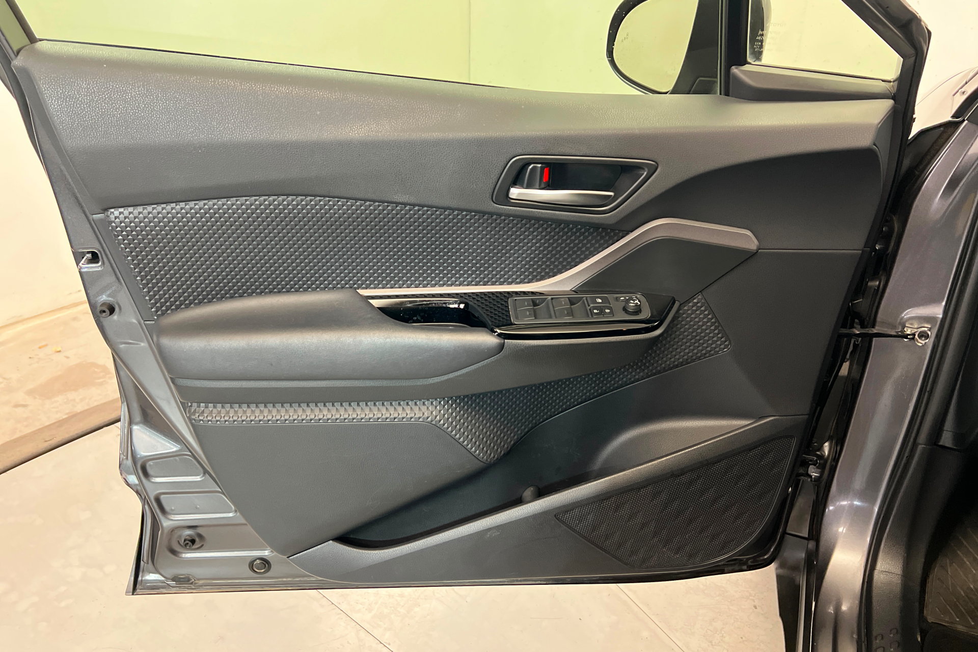 Used 2021 Toyota C-HR Nightshade FWD image 15